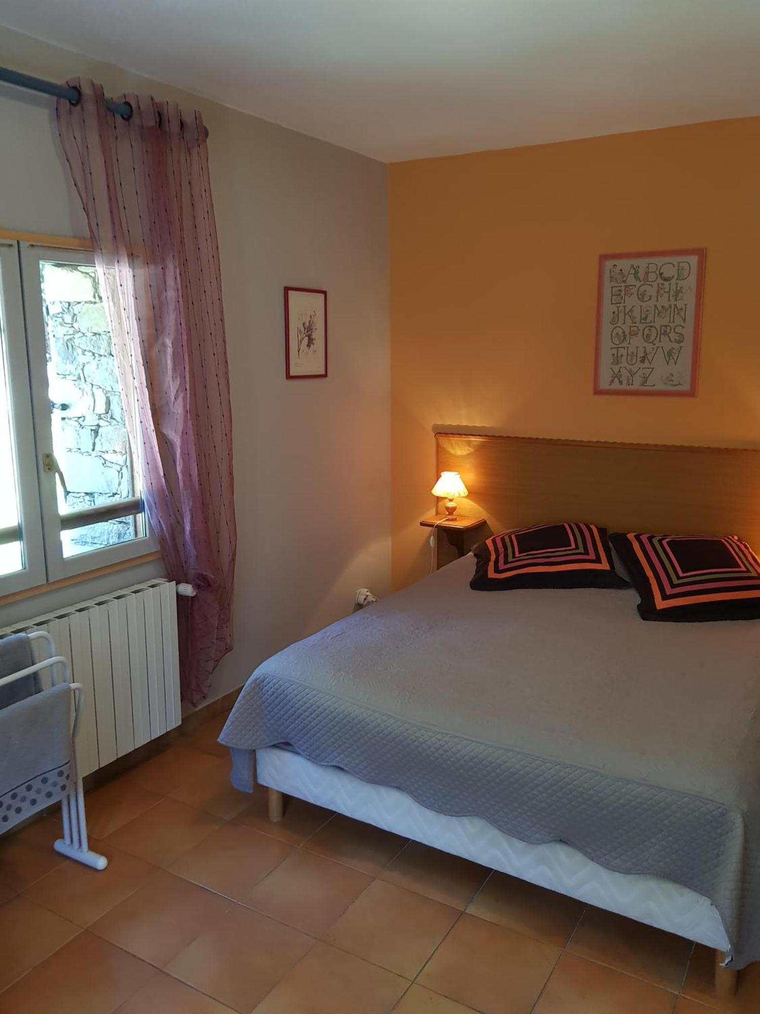 Chambre D'Hote "Chez Antoinette Et Charles" Santo-Pietro-di-Venaco Exterior foto